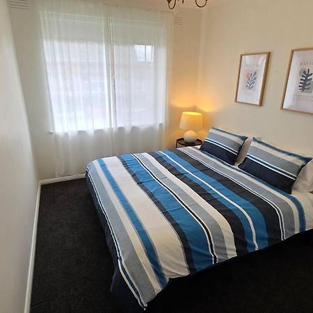 Elsternwick Easy Living - 2 Bedroom Sleeping 4 Melbourne Ngoại thất bức ảnh