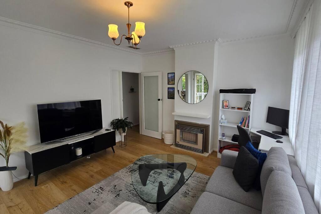Elsternwick Easy Living - 2 Bedroom Sleeping 4 Melbourne Ngoại thất bức ảnh