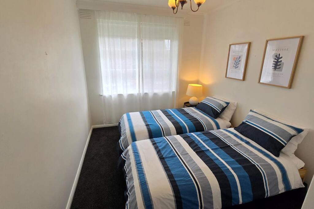 Elsternwick Easy Living - 2 Bedroom Sleeping 4 Melbourne Ngoại thất bức ảnh